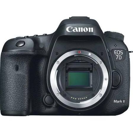 Canon EOS 7D मार्क II डिजिटल एसएलआर कैमरा 18-135 मिमी के साथ है एसटीएम लेंस अंतर्राष्ट्रीय...